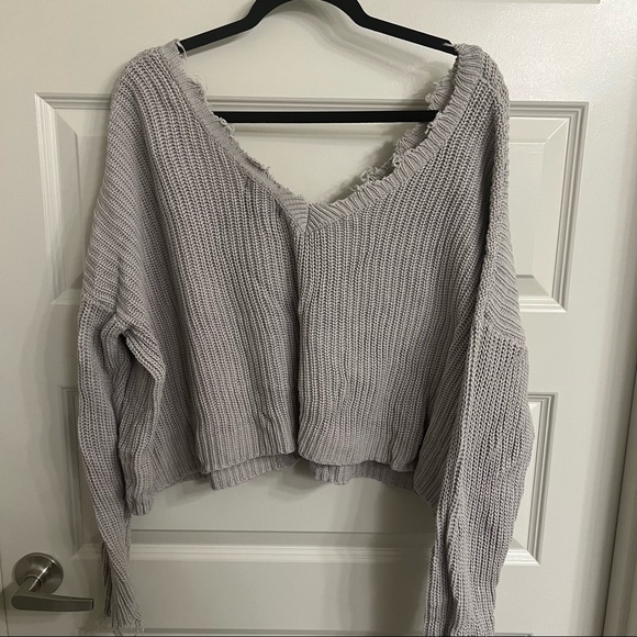 Forever 21 (1X) distressed gray cropped sweater - Picture 2 of 4